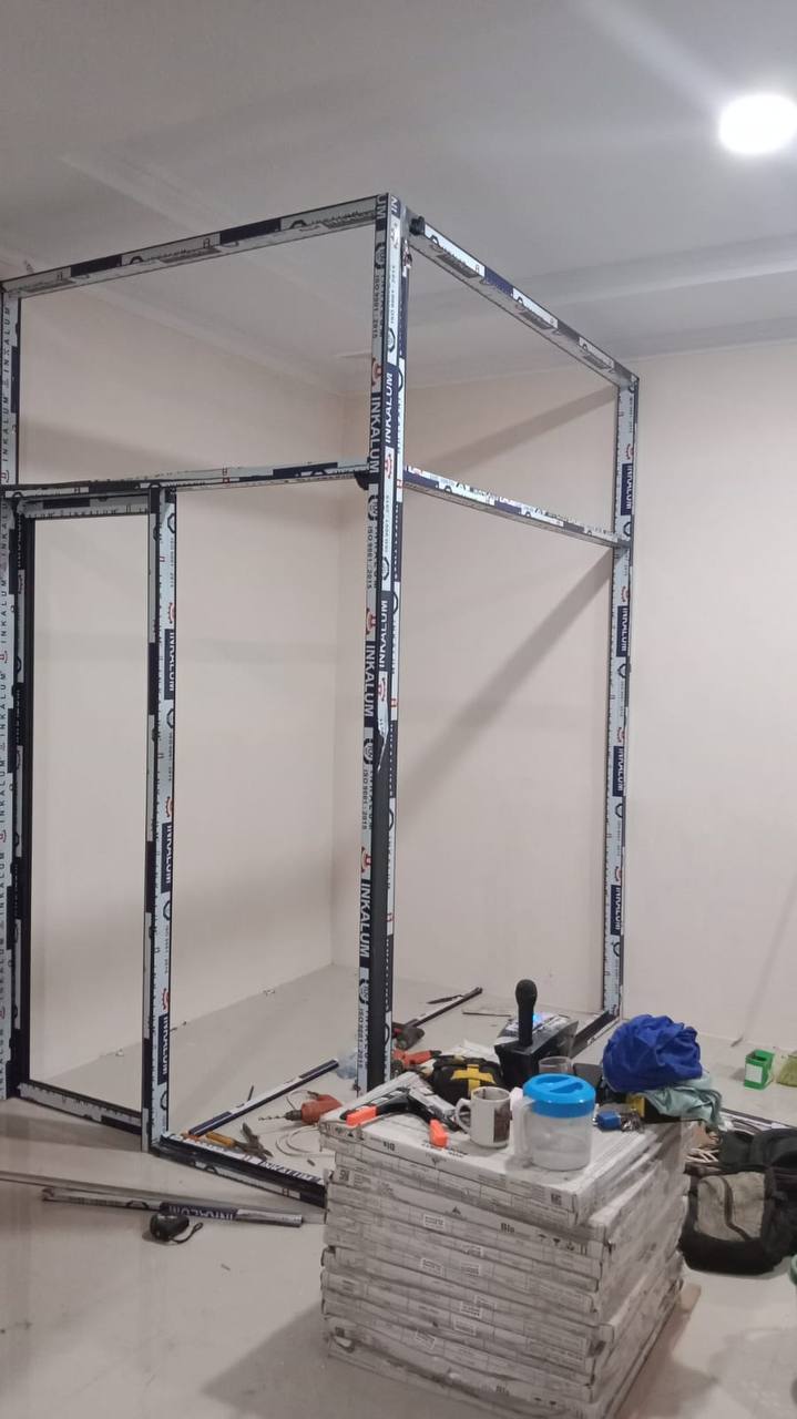 Jasa Pasang Kusen Pintu Jendela Aluminium Metro Lampung